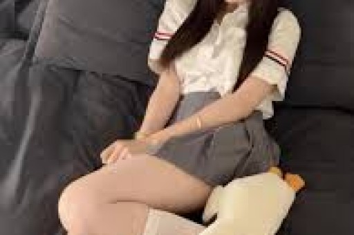乔治男孩怒斥朵丽特的父亲节帖子：离婚风波中的社交媒体交锋