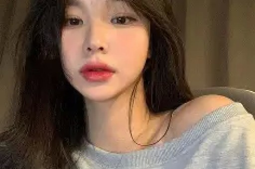 徐帆回应离婚仅10月冯小刚近况曝光和养女徐朵特殊关系引争议