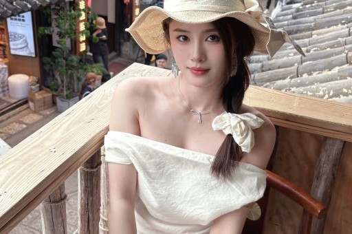 “京圈恶少”王烁：睡遍娱乐圈女星殴打继母王艳枪指刘涛老公