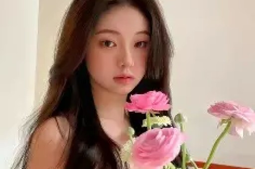 45岁胡杏儿蓝透人鱼裙大秀身材首度回应老公夜店偷食事件格局真大