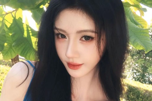 李小冉被曝离婚后续：曾陷出轨插足风波男方年初还在高调追妻