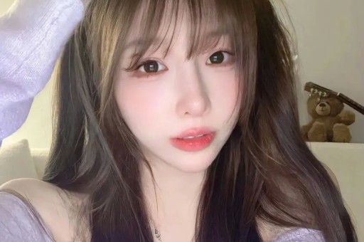 造谣抹黑果农寻衅滋事 网红李雨禅被行拘并封号