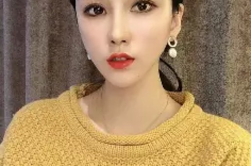 前妻曾为月经妹岳父号称皮带大亨余文乐桃色新闻频传、父子关系不睦！九年婚姻体面终结女方承受旧日黑料