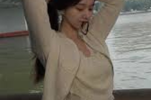 秦俊杰飞凡恋情被曝光两人疑似同居都是张艺谋门生